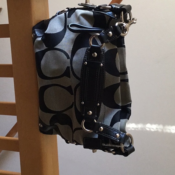 Coach Handbag - Picture 2 of 3